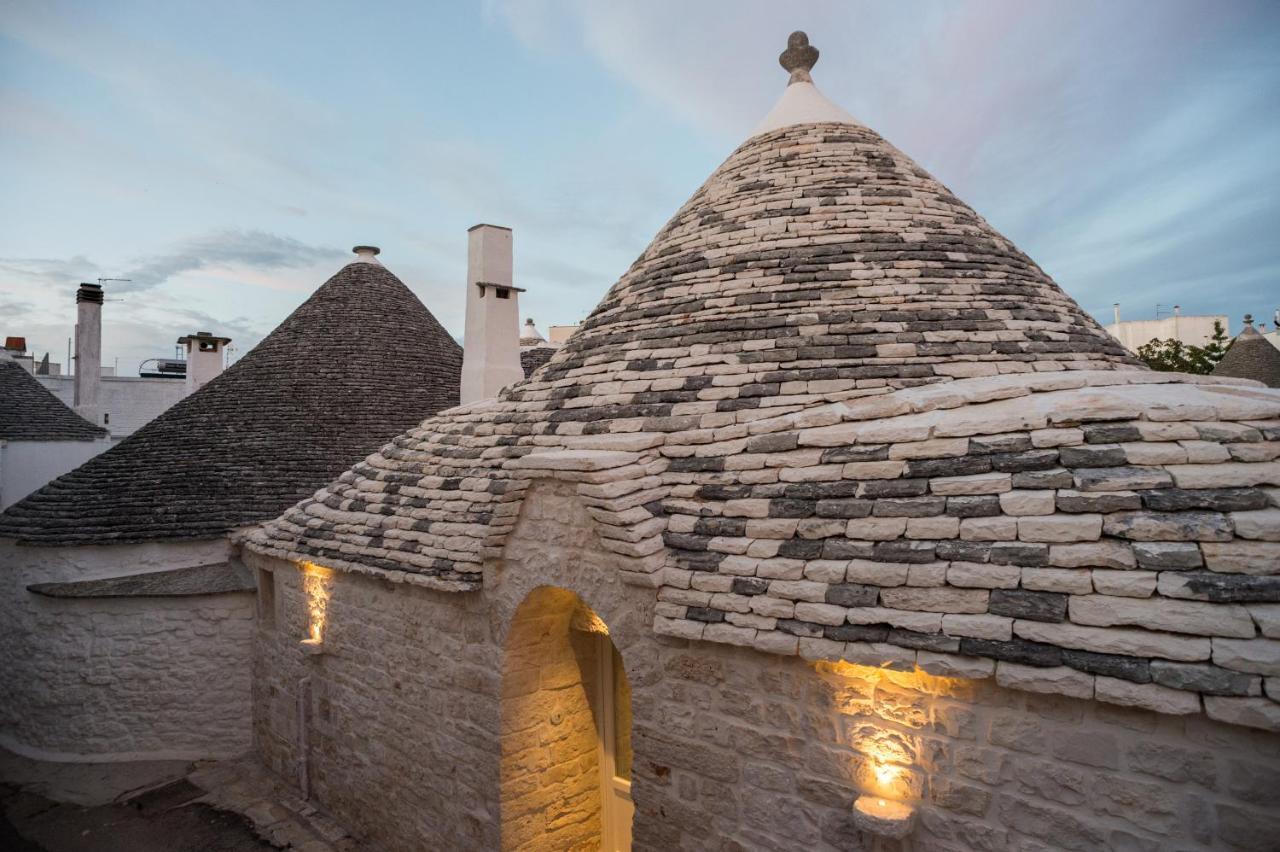 La Mandorla Luxury Trullo Bed and Breakfast Alberobello Eksteriør billede