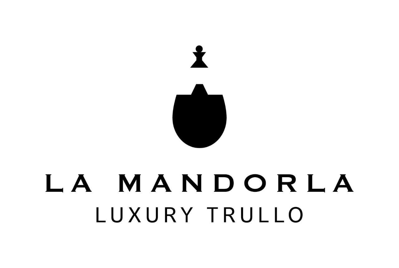 La Mandorla Luxury Trullo Bed and Breakfast Alberobello Eksteriør billede