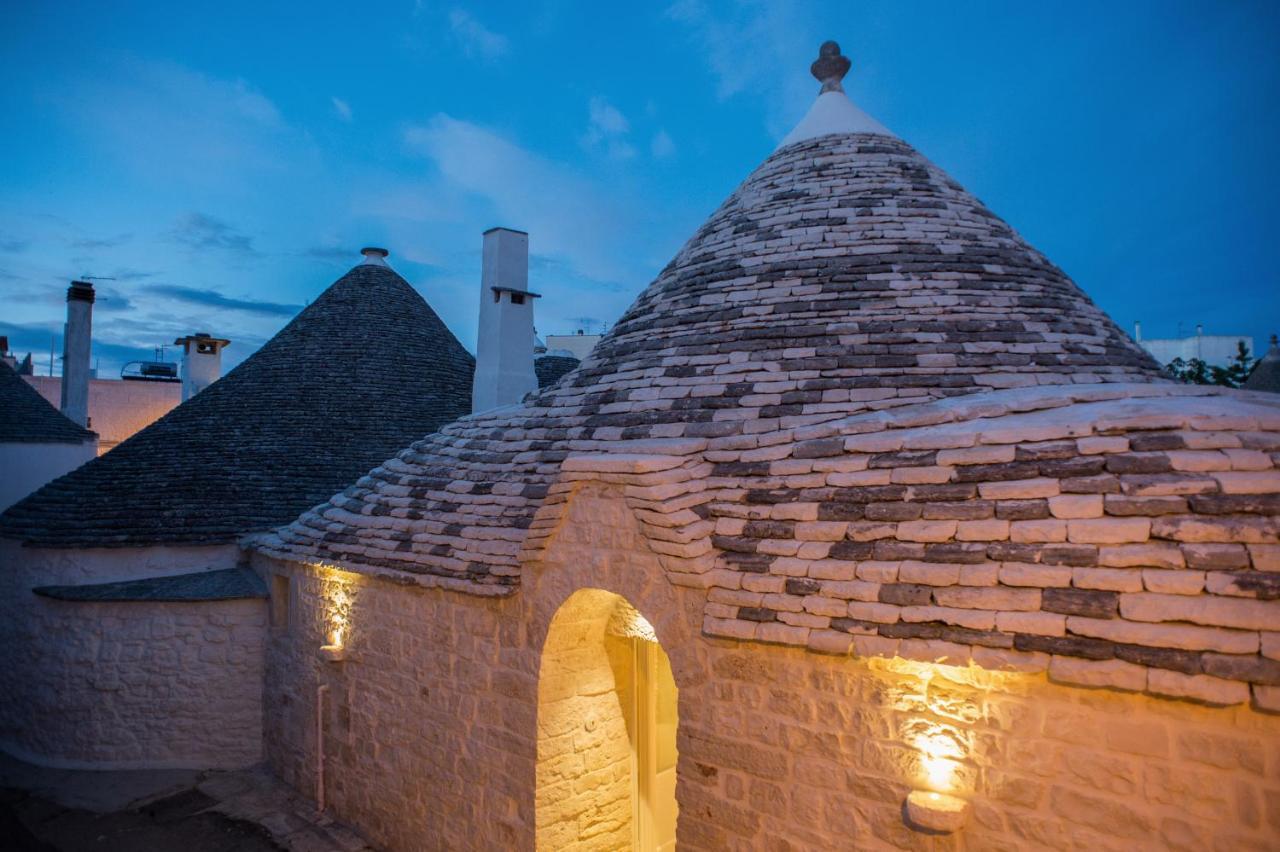 La Mandorla Luxury Trullo Bed and Breakfast Alberobello Eksteriør billede